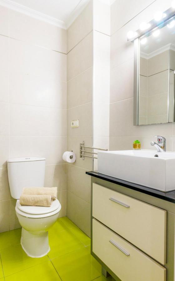 Apartamento Pink Sweet Home Torrevieja Eksteriør billede
