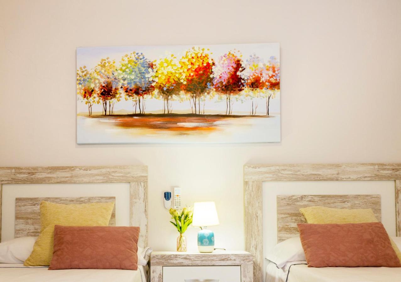 Apartamento Pink Sweet Home Torrevieja Eksteriør billede