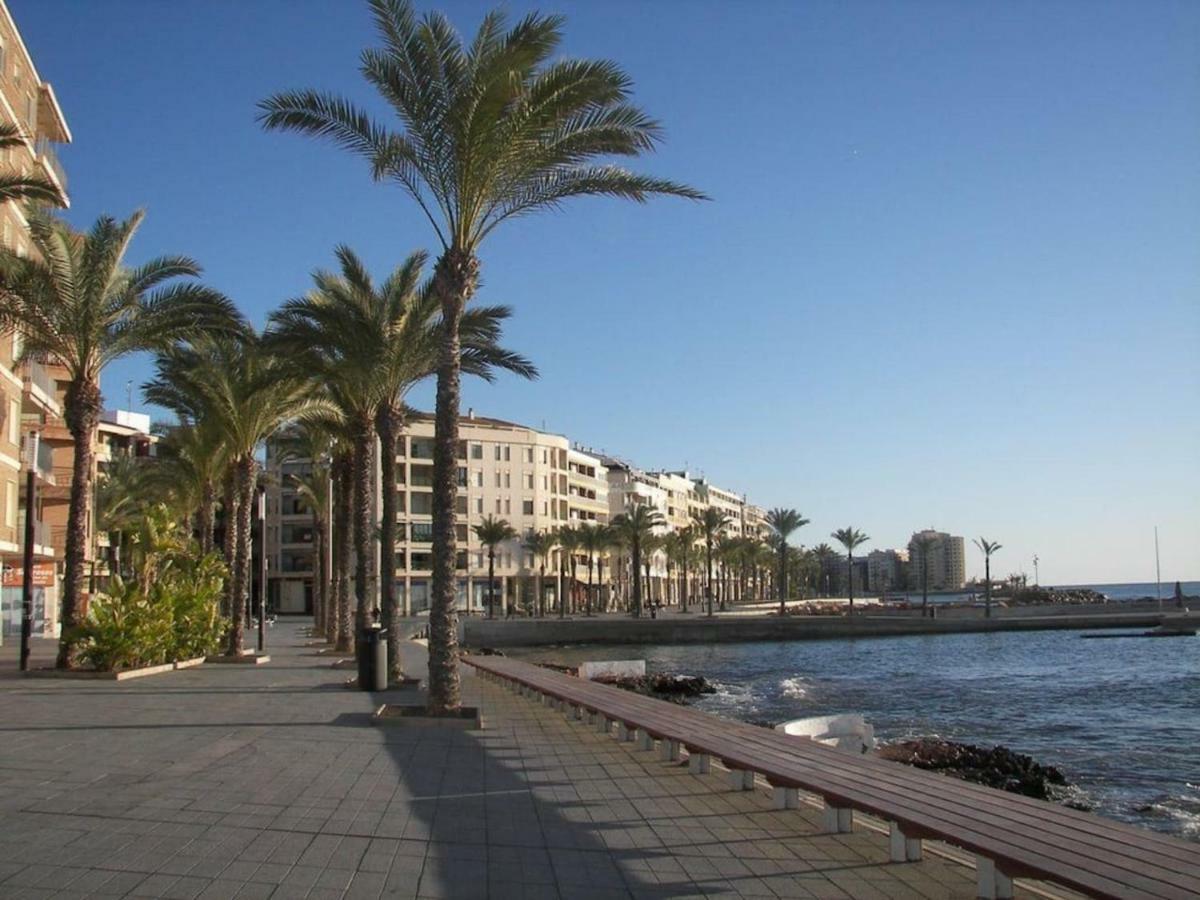Apartamento Pink Sweet Home Torrevieja Eksteriør billede