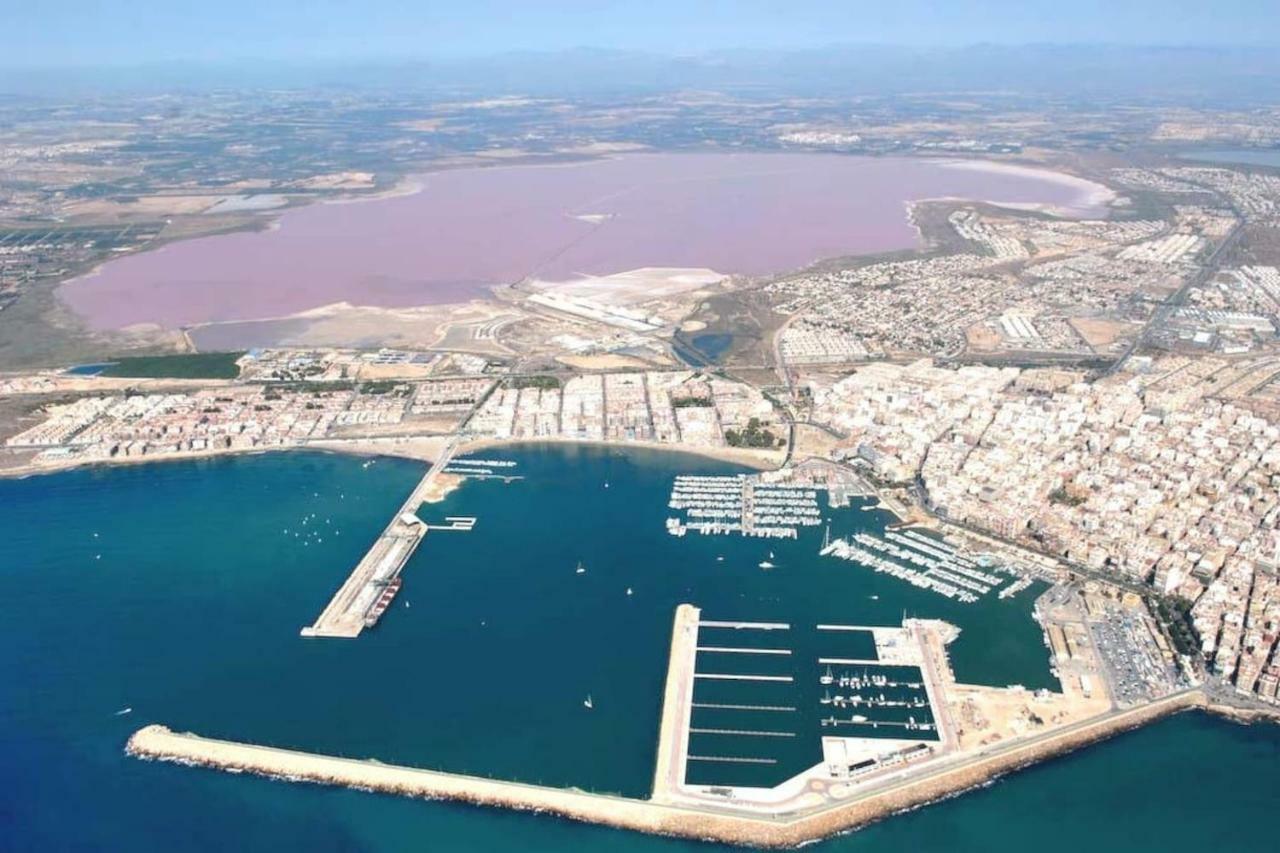 Apartamento Pink Sweet Home Torrevieja Eksteriør billede